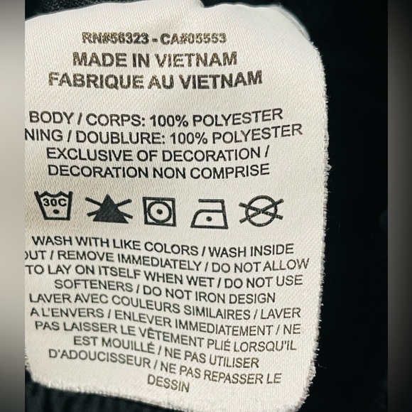 Nike Women's Black Athletic Shorts - Picture 4 of 6